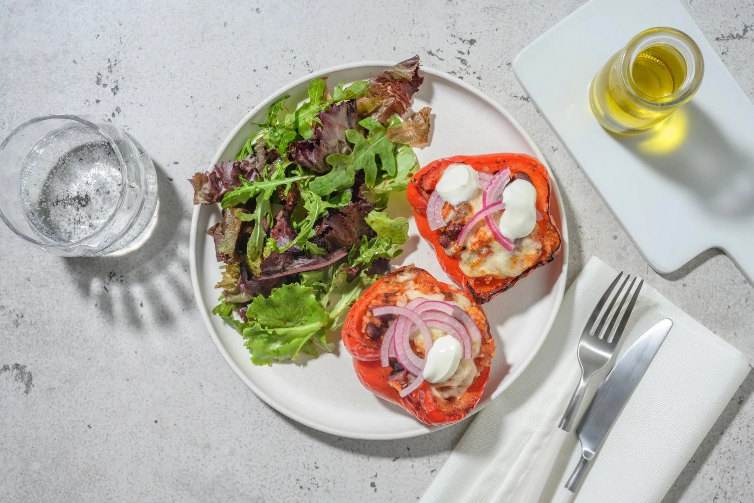 Poivrons farcis au chili sin carne et riz